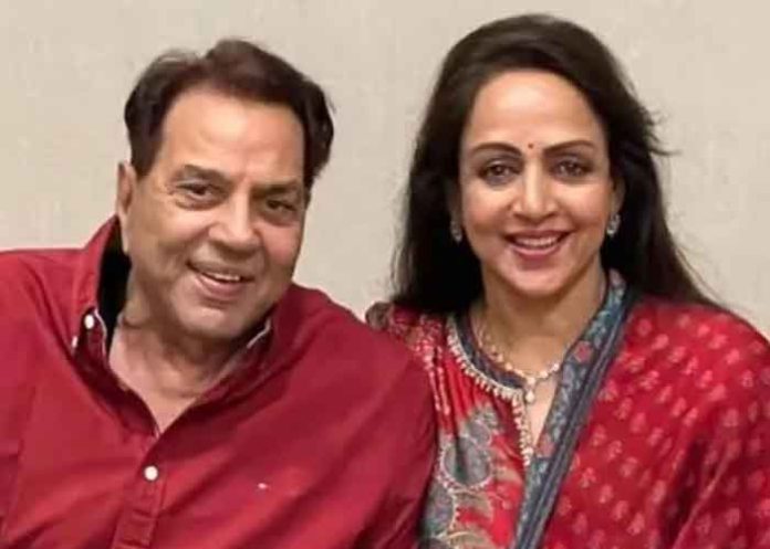 Dharmendra with wife Hema Malini