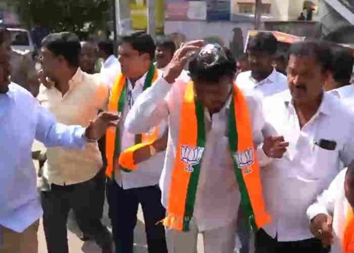 Egg-attack-on-BJP-MLA- in-Bengaluru-FIR-lodged