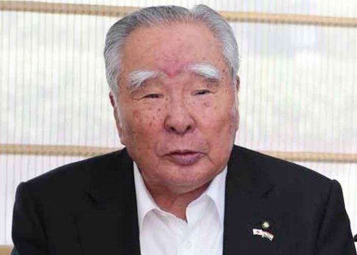 Osamu Suzuki Dies