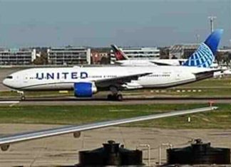 Person-found-dead-in-wheel-well-on-United-Airlines-flight-at-Hawaii-airport