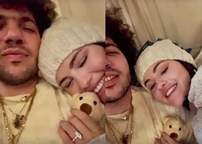 Selena Gomez cozies up with Benny Blanco