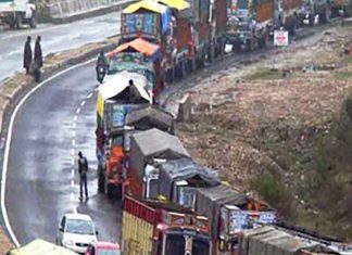 Srinagar-Jammu national highway Traffic