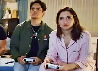 Tamannaah Bhatia-Vijay Varma playing game