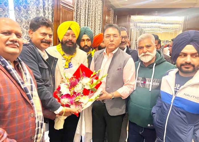 Aman Arora Thanks Akali Councillors for Support