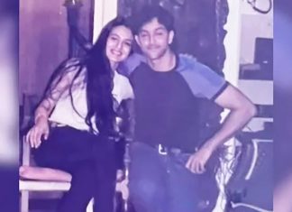 Ameesha Patel Hrithik Roshan old Photo