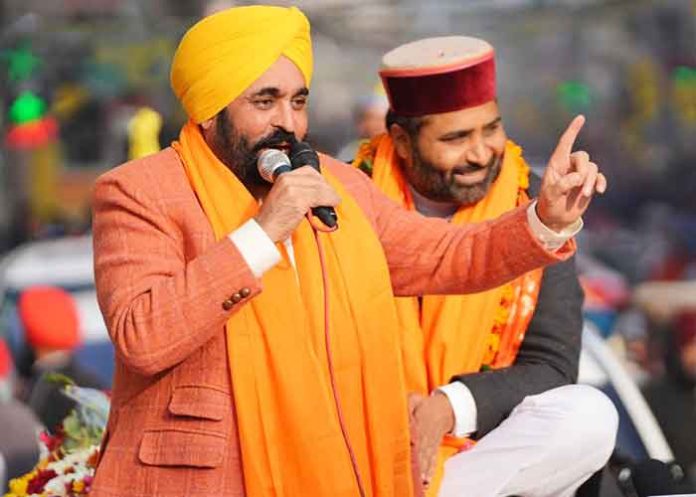 AAP’s Broom Will Sweep Across Delhi Again: Bhagwant Mann Leads Roadshow in Karol Bagh