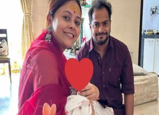 Devoleena-Bhattacharjee-and-family