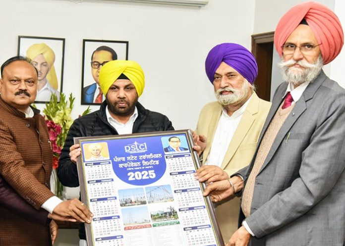 Harbhajan Singh ETO Unveils 2025 Calendars