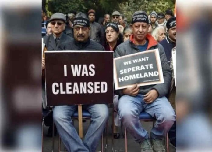 Hindus-were-persecuted-in-Kashmir