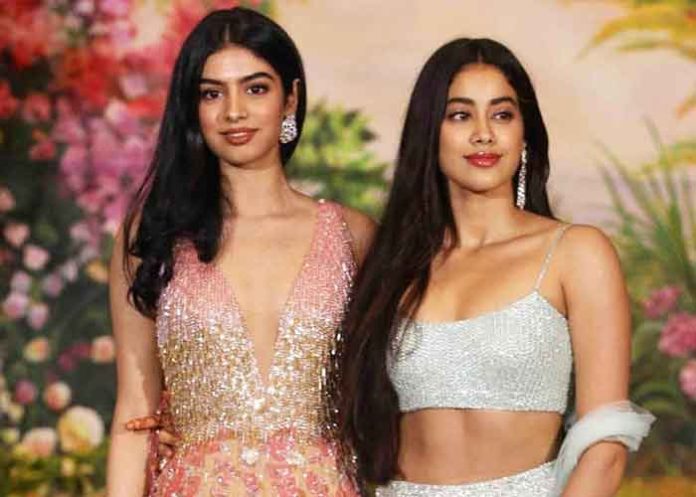 Janhvi Kapoor with Khushi Kapoor