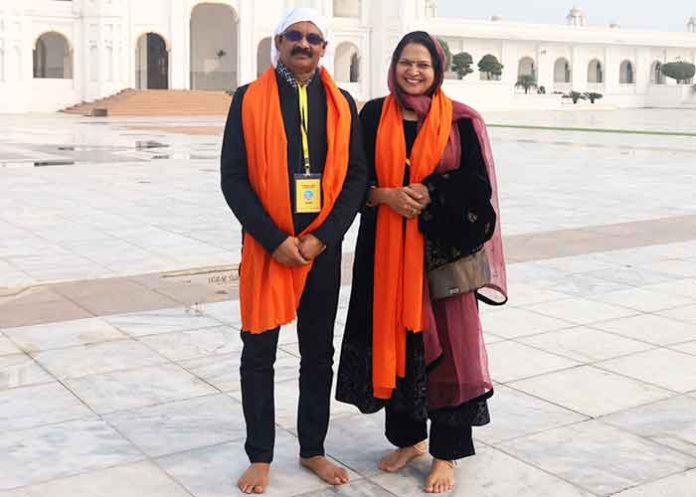 LPU Staff Pays Obeisance at Kartarpur Sahib