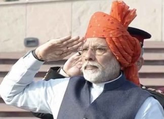 Republic Day: PM Modi pays tribute to fallen soldiers at National War Memorial PM Modi pays tribute to fallen heroes