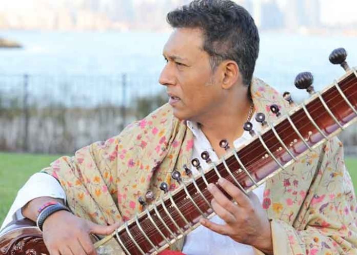 Sitar maestro Hidayat Husain Khan