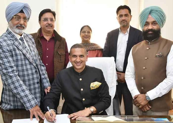Adv Harpreet Sandhu and Pooja Gupta Assume Charge