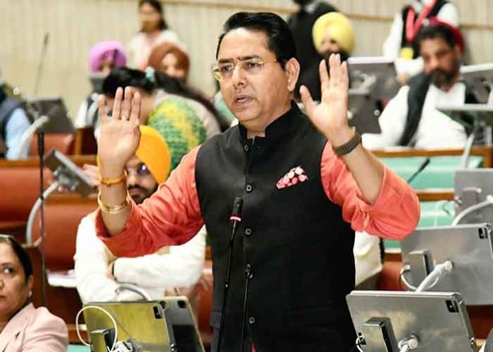 Aman Arora in Vidhan Sabha