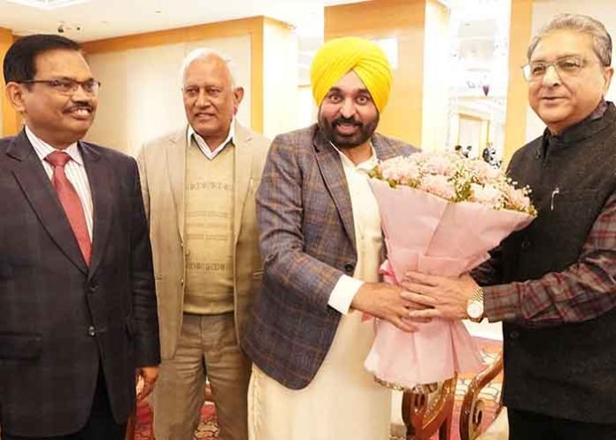 CM Mann Vehemently Pleads case