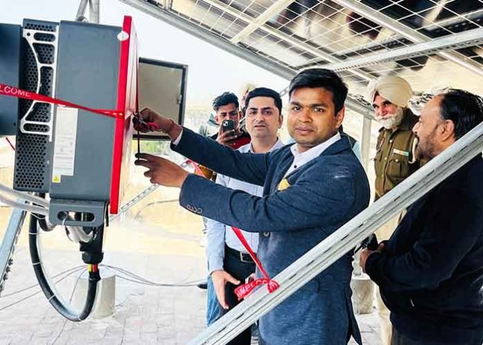 DC Himanshu Jain Inaugurates 160KW Solar Power Plant