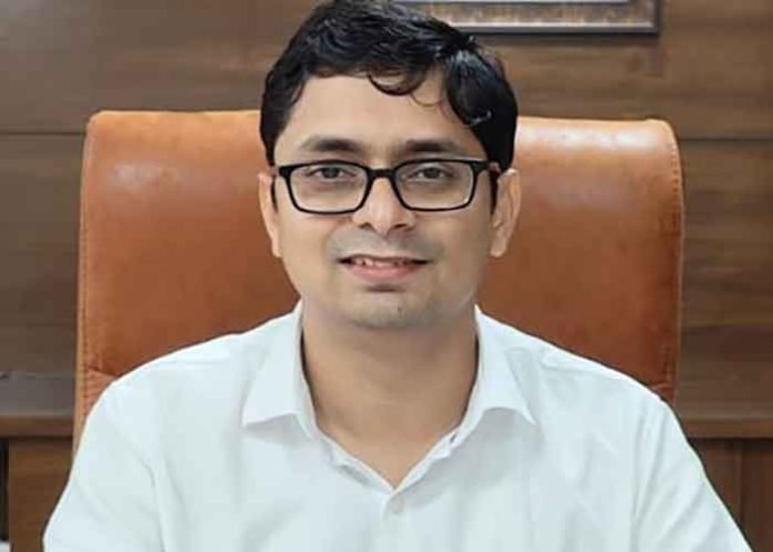 IAS Viraj Shyamkarn Tidke DC