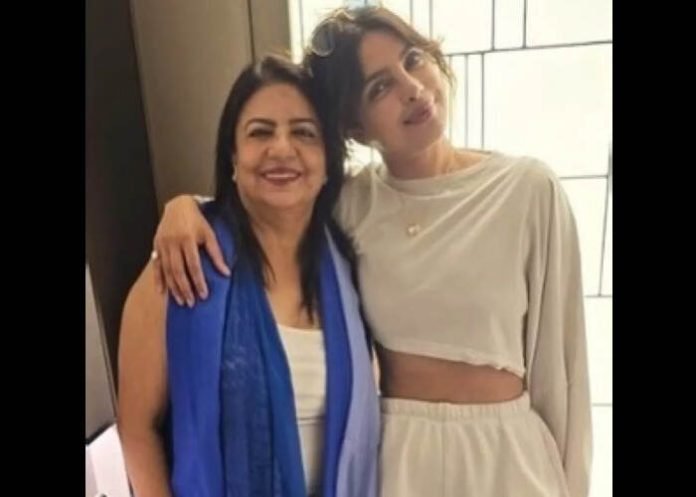 Priyanka-Chopra-mom-Madhu