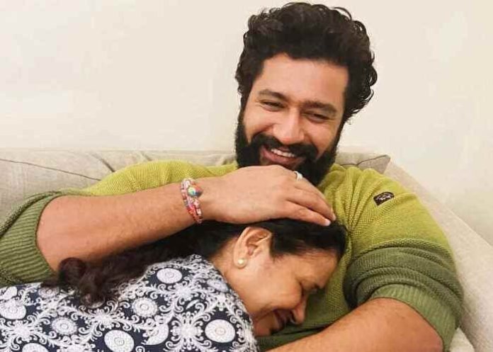 vicky-kaushal-with-his-mother