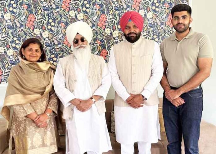 Dera-Beas-Chief-Baba-Gurinder-Singh-Dhillon-Visits-MP-Gurjeet-Aujla