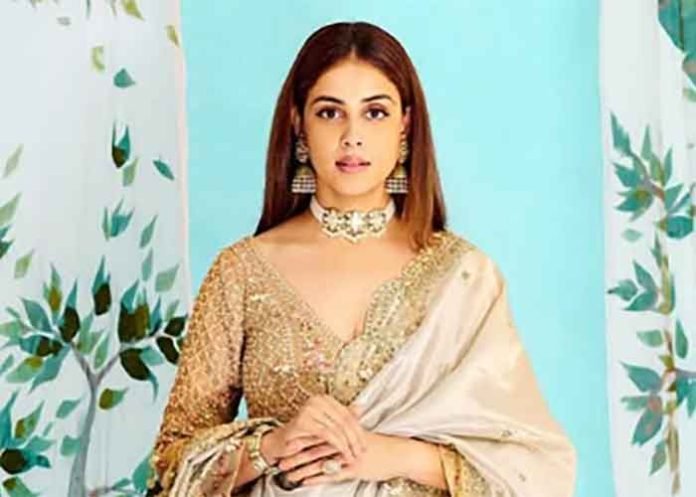 Genelia-Deshmukh-Actress 1