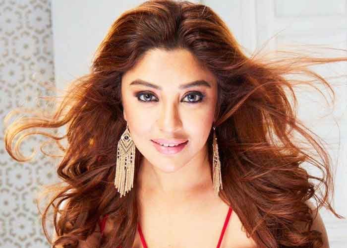 Payal Ghosh 1