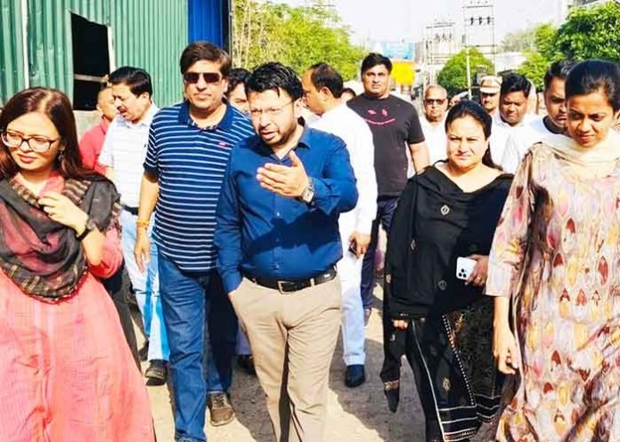Dr. Ravjot Singh Conducts Surprise Inspection in Hoshiarpur