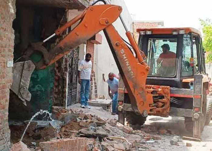 Drug Peddlers Demolished in Mandi Gobindgarh