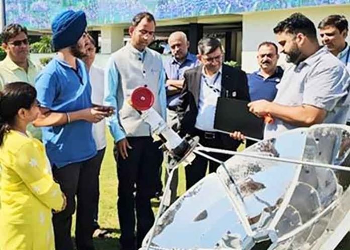 Jammu student gets wins award for novel solar thermal system