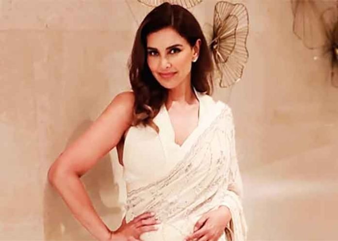 Lisa Ray Actress 2