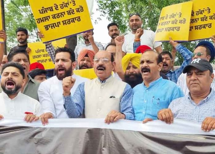 Mohinder Bhagat Leads Protest