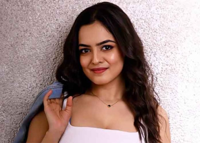 Neha Harsora Actress