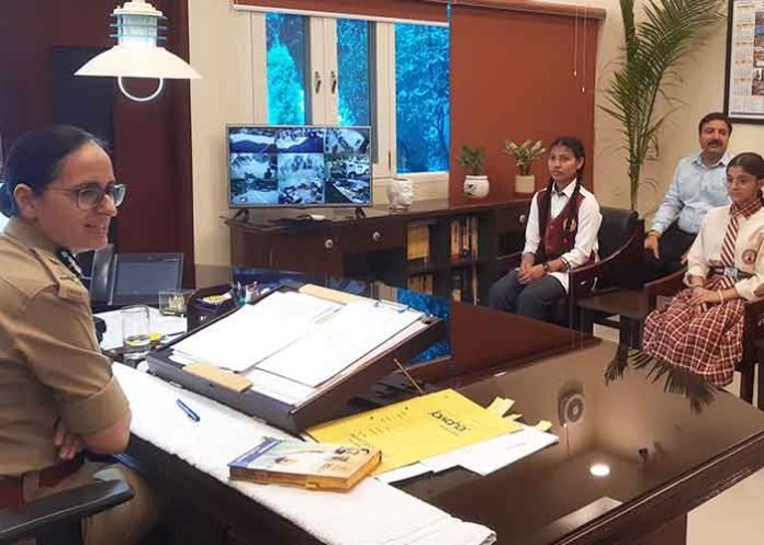 Students spent a day with DC and CP