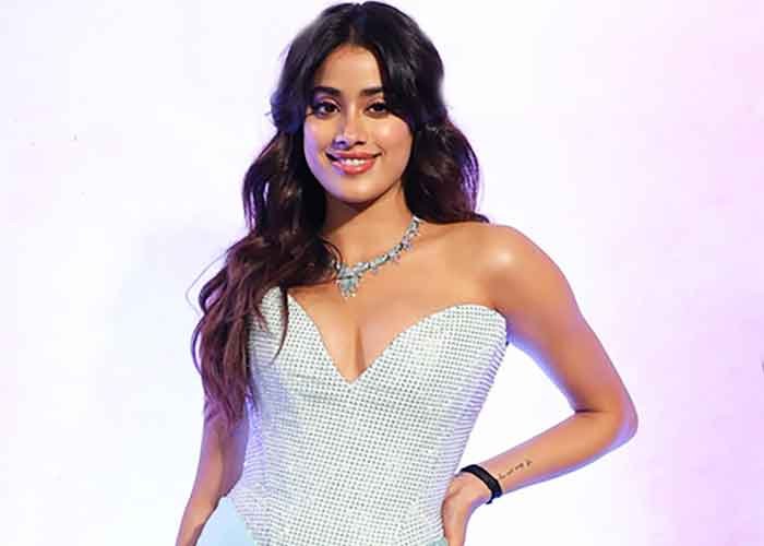 Janhvi Kapoor Actress 13