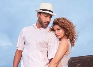 Vicky Jain sneaks out time to make a little love with ‘Baiko’ Ankita Lokhande amidst Laughter Chef shoot Ankita Lokhande with husband Vicky Jain