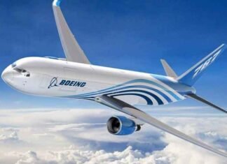 Boeing 737 MAX Software Glitch Raises Landing Concerns, FAA Reviews Safety Implications Boeing Flight Plane