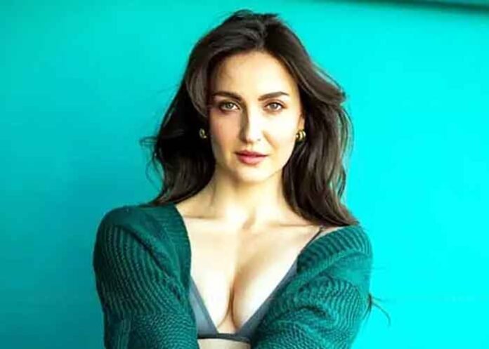 Elli AvrRam Actress 3
