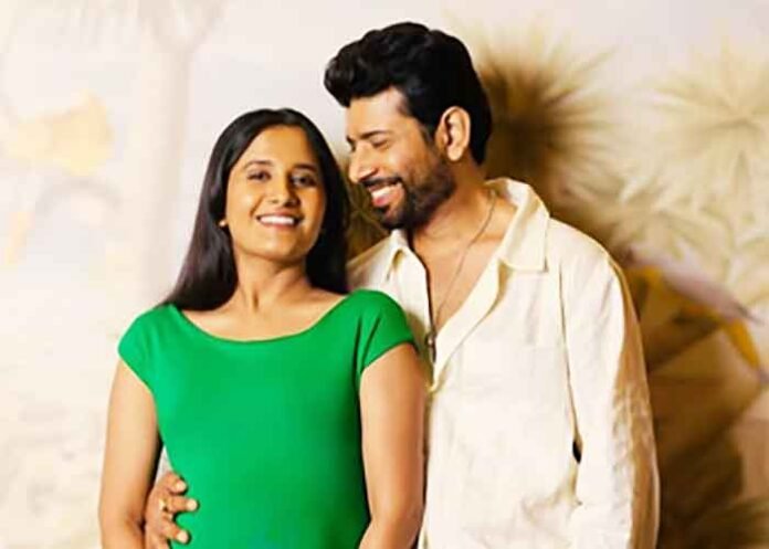 Vineet Kumar Siingh with wife Ruchira