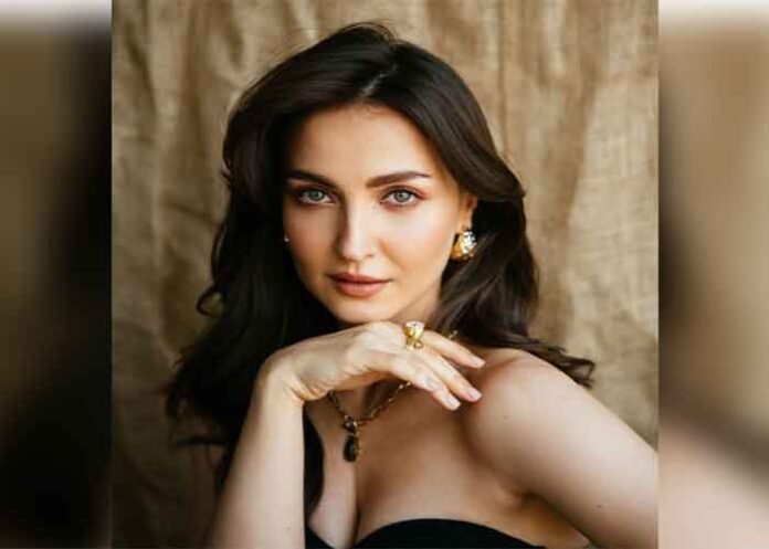Elli AvrRam