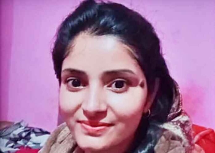 Archana Tiwari Missing