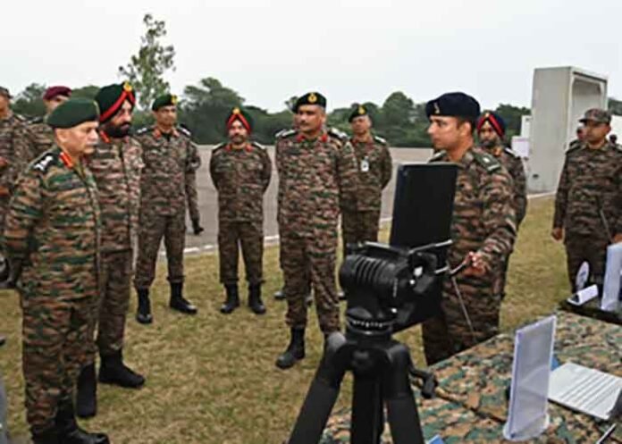Army chief visits Chetak Corps in Bathinda
