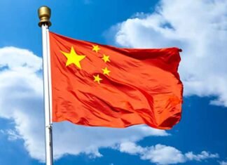 Why China’s population continues to shrink China Flag 1