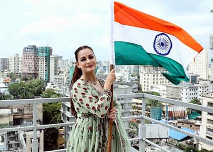 Dia Mirza with India flag