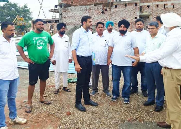 Mandi Board Secretary Ramvir Inspects Ongoing Development Works