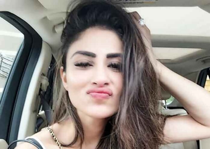 Mouni Roy looks completely unrecognisable