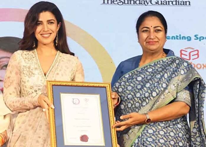 Nimrat Kaur honored by Delhi CM Rekha Gupta
