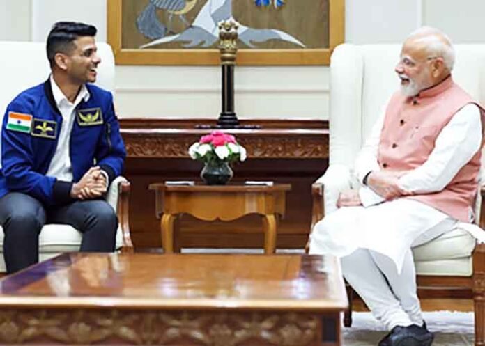 PM Modi meet Shubhanshu Shukla