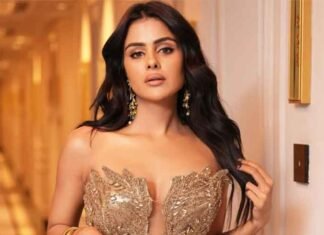Priyanka Chahar Chaudhary puts ‘nazar ka teeka’ on Urvashi Dholakia’s son after tree falls on his car post heavy rains Priyanka Chahar Choudhary Actress 4