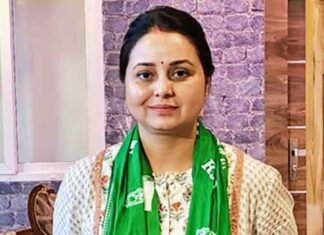 ‘Threatened with slippers’: I have no family anymore, says Rohini Acharya Rohini Acharya